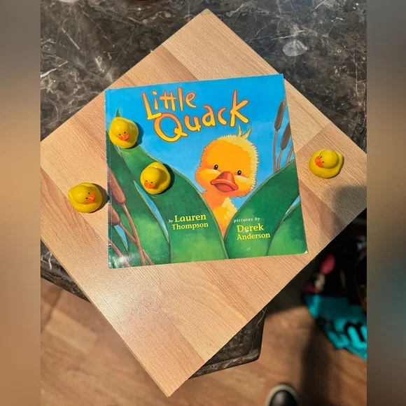 Little Quack Children's Book with Duck Figurines - Picture 4 of 4